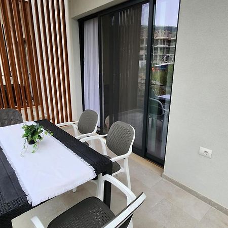 Solar Rooms And Apartments Химара Экстерьер фото